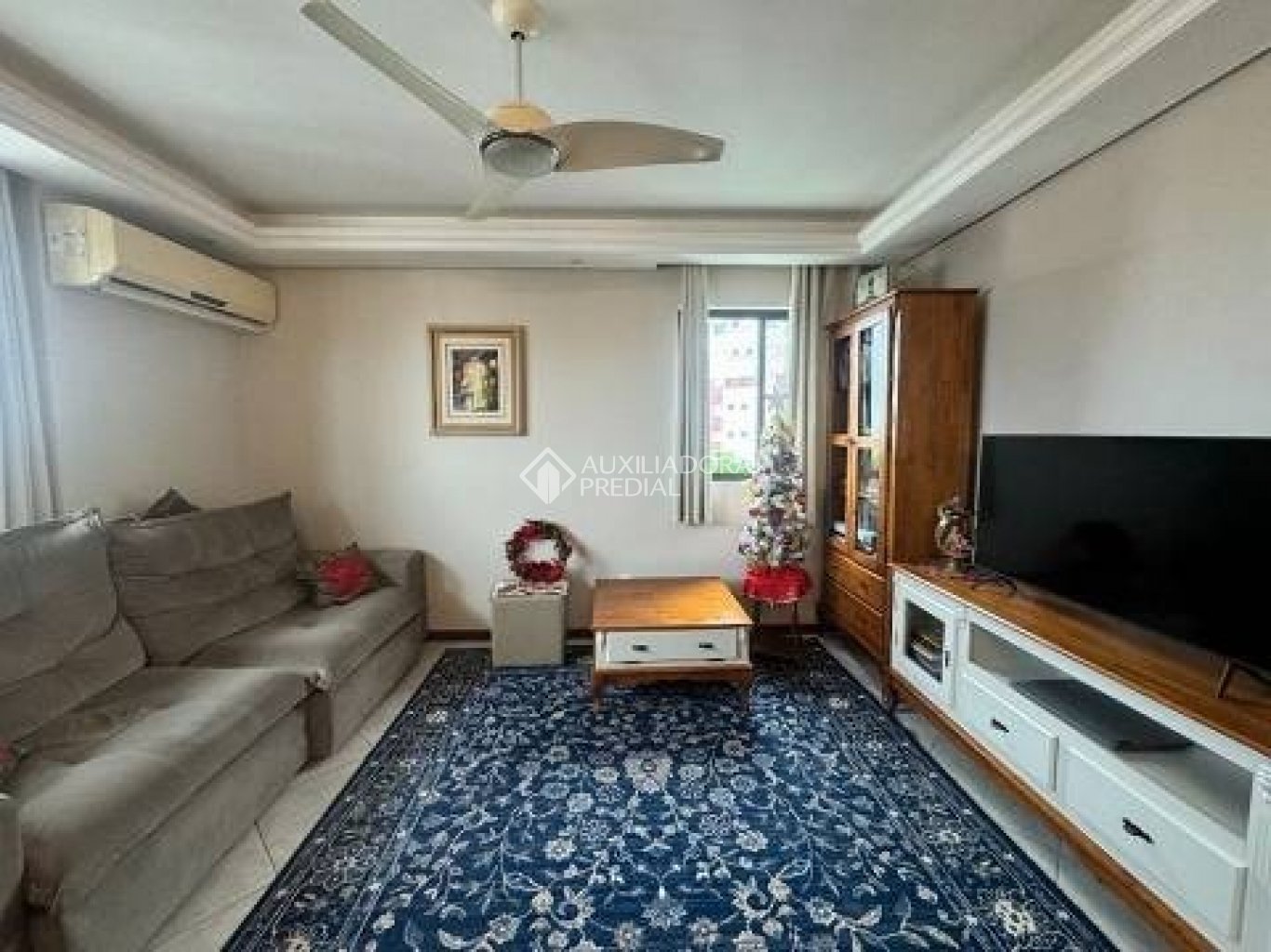 Apartamento com 3 quartos e 109m² à venda em Centro, Florianópolis.