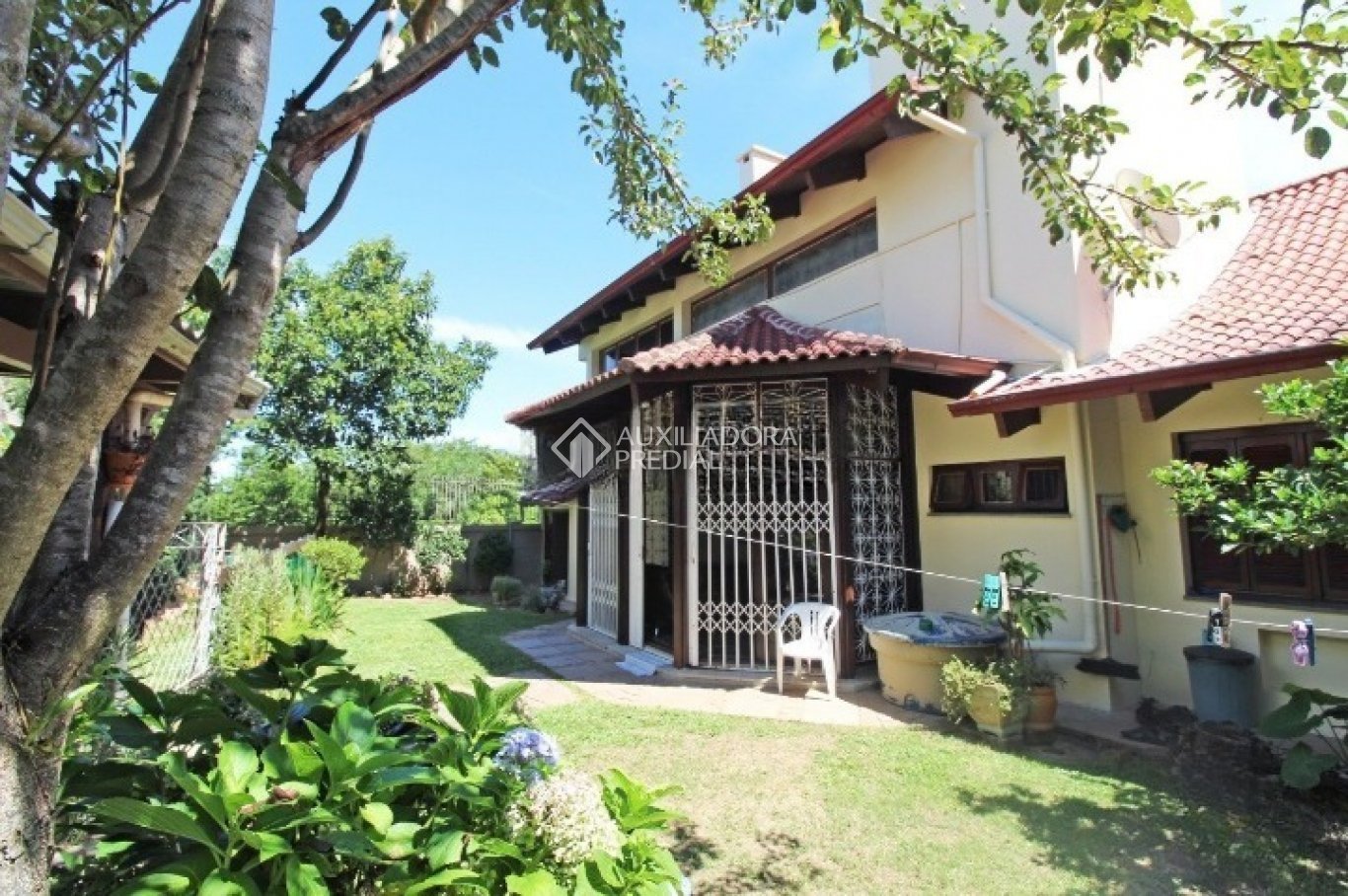 Foto 1