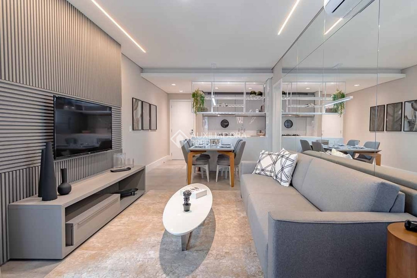Apartamento com 3 quartos e 93m² à venda em Batel, Curitiba. (1 / 10)