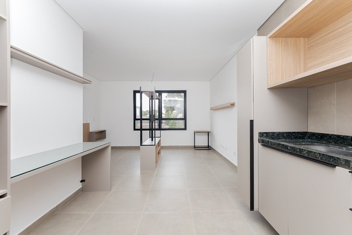 Studio com 1 quarto e 31m² à venda em Cristo Rei, Curitiba. (1 / 10)