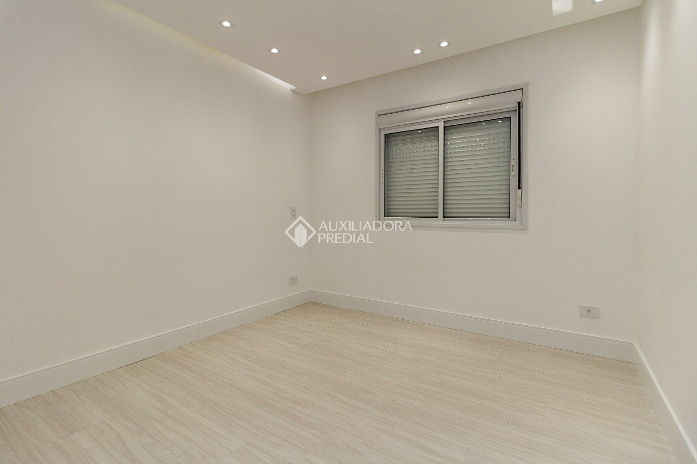 Apartamento com 3 quartos e 297m² à venda em Água Verde, Curitiba. (2 / 10)