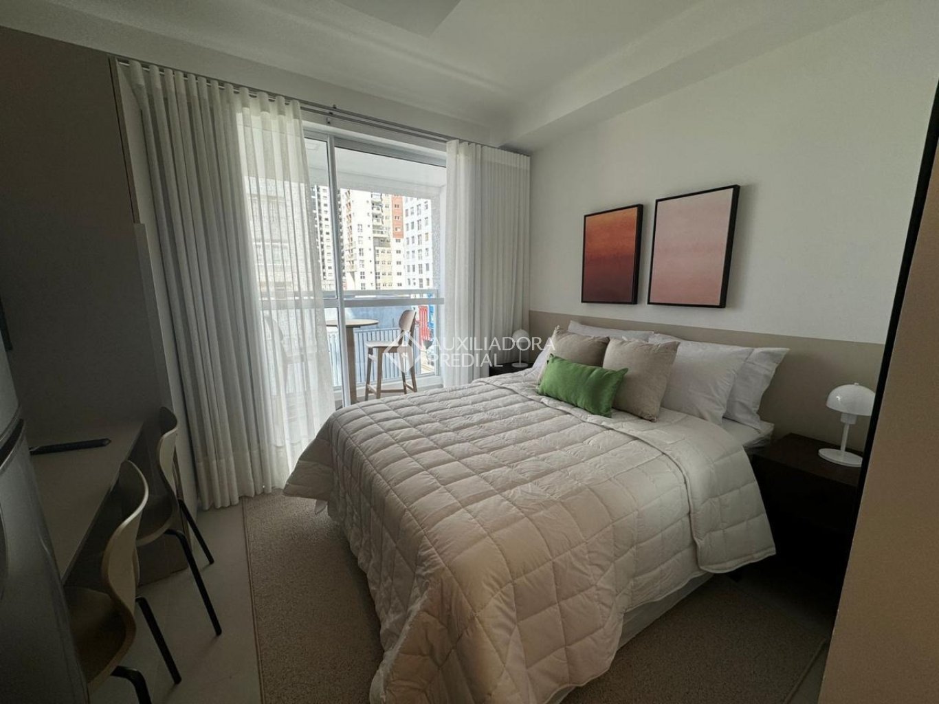 Studio com 1 quarto e 19m² à venda em Centro, Curitiba. (2 / 10)