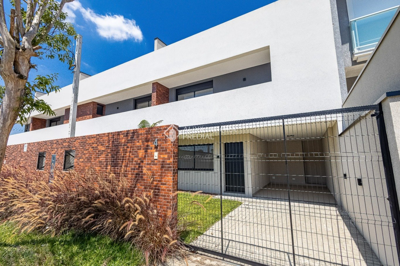 Sobrado com 3 quartos e 147m² à venda em Santa Felicidade, Curitiba. (1 / 10)