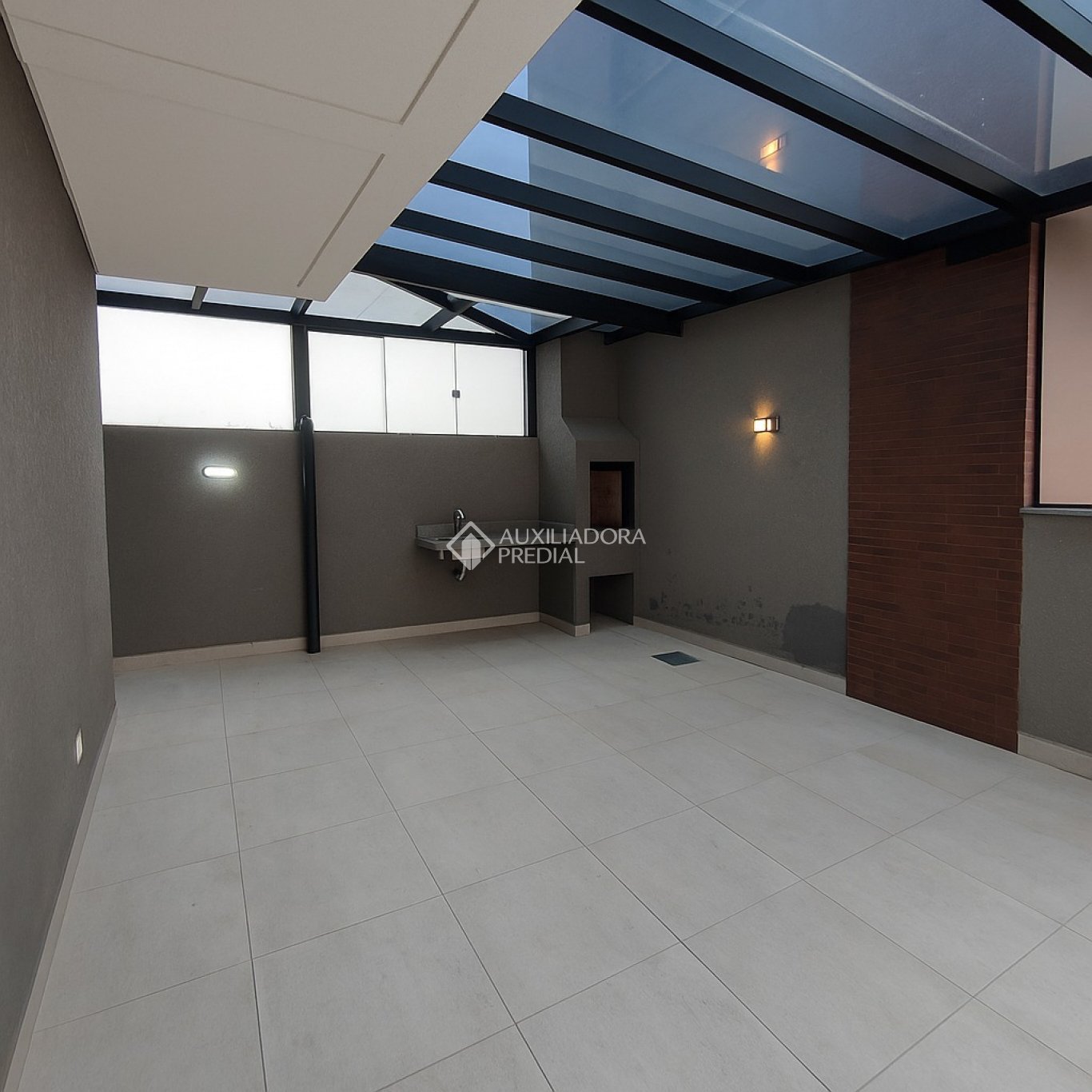 Sobrado com 3 quartos e 112m² à venda em Água Verde, Curitiba. (3 / 10)