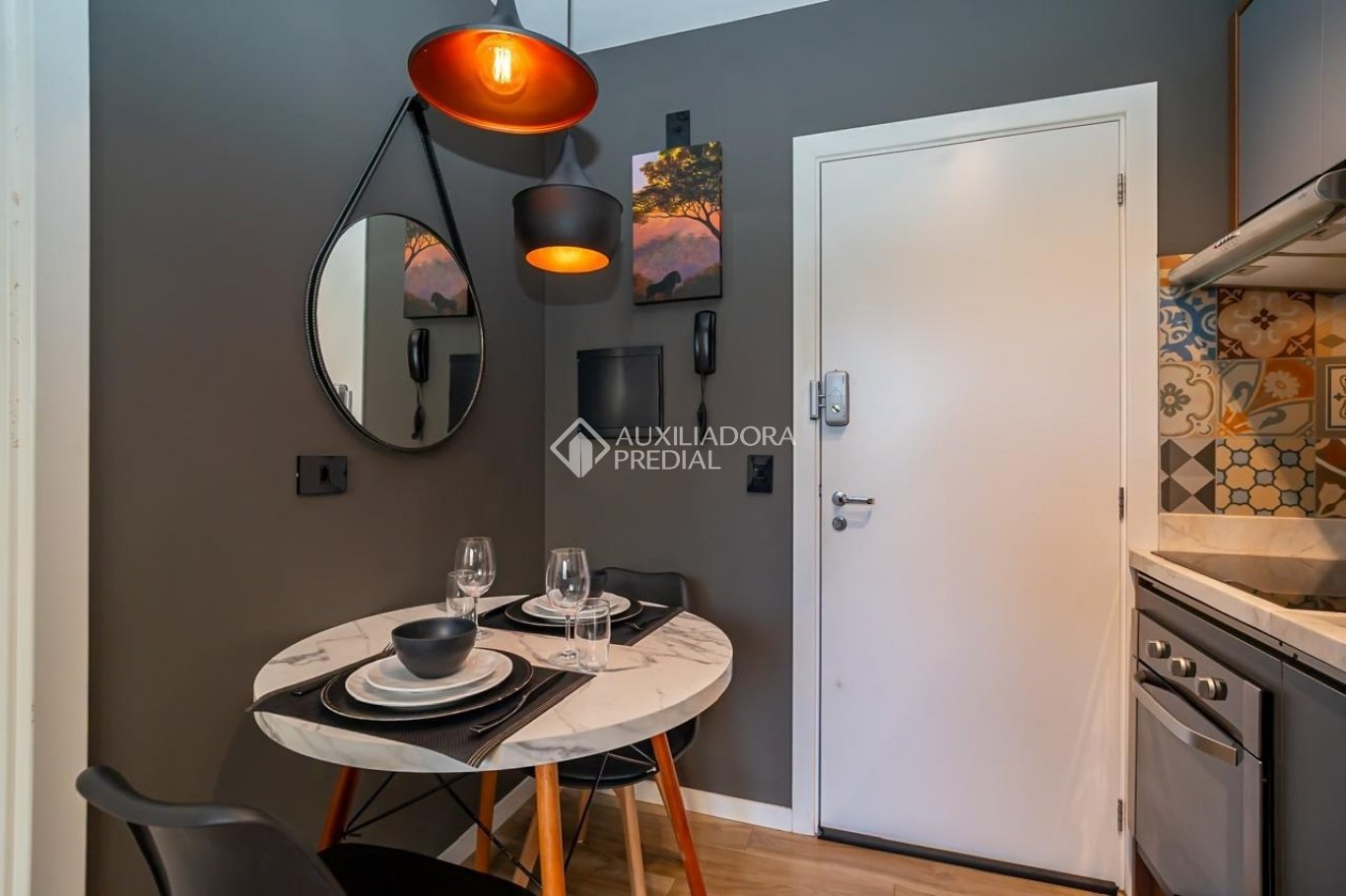 Apartamento com 1 quarto e 26m² à venda em Mercês, Curitiba. (3 / 10)
