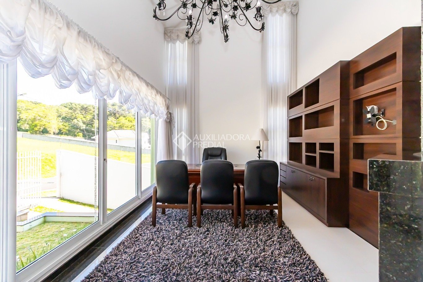 Casa em Condomínio com 5 quartos e 845m² à venda em Santa Felicidade, Curitiba. (3 / 10)