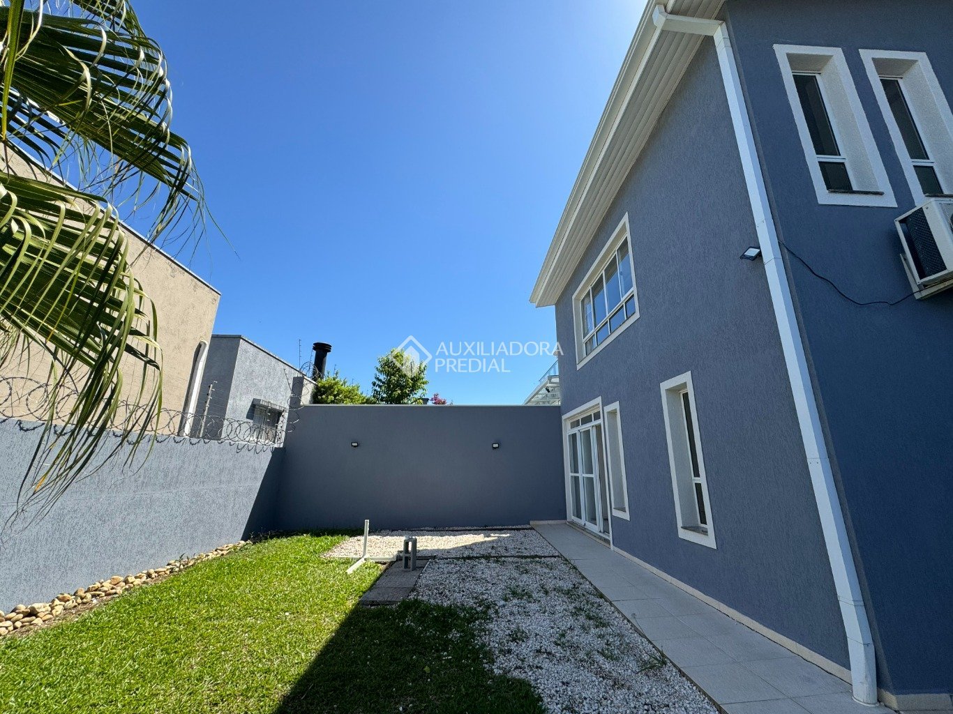 Casa em Condomínio com 4 quartos e 352m² à venda em Santa Felicidade, Curitiba. (2 / 10)