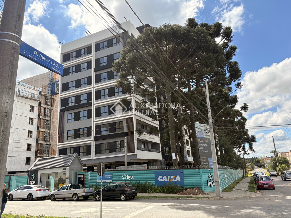 Apartamento com 3 quartos e 70m² à venda em Novo Mundo, Curitiba. (3 / 10)