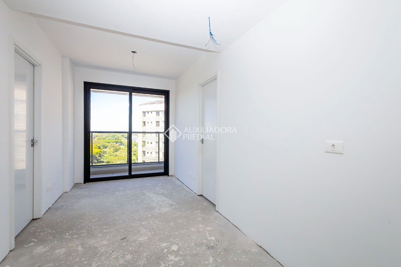 Apartamento com 2 quartos e 47m² à venda em Cristo Rei, Curitiba. (1 / 10)