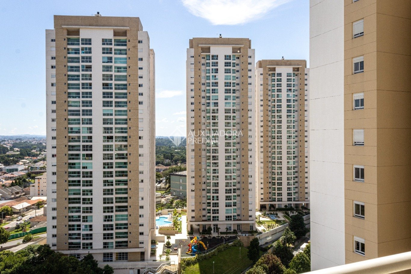 Apartamento com 4 quartos e 166m² à venda em Ecoville, Curitiba. (2 / 10)