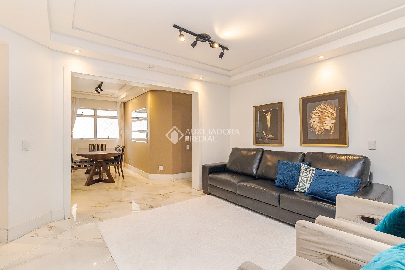 Apartamento com 4 quartos e 177m² à venda em Batel, Curitiba. (3 / 10)