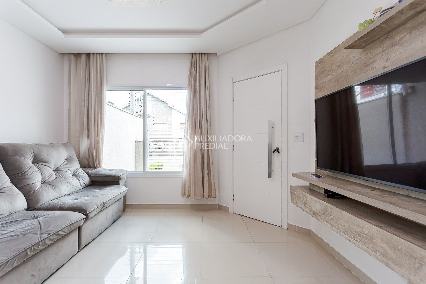 Sobrado com 3 quartos e 126m² à venda em Boqueirão, Curitiba. (3 / 10)