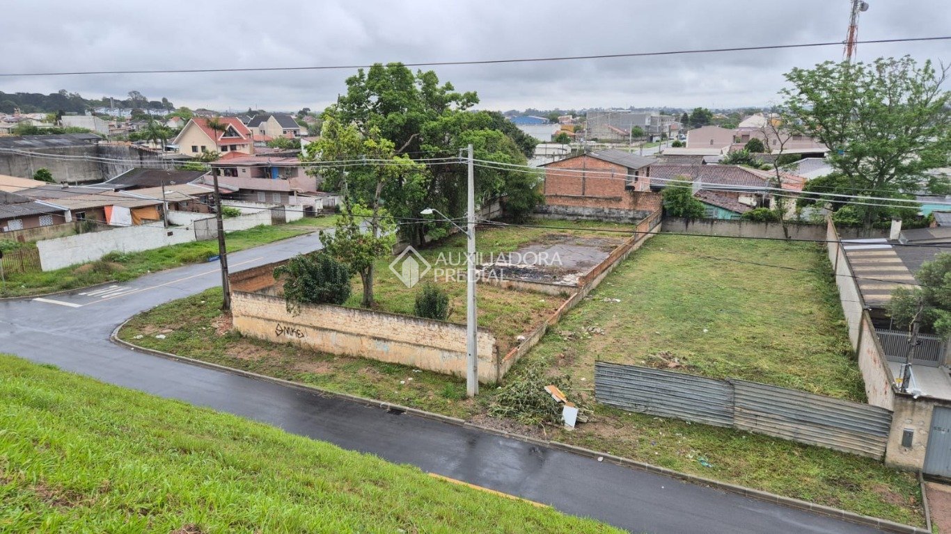 Terreno à venda em Cajuru, Curitiba. (1 / 5)