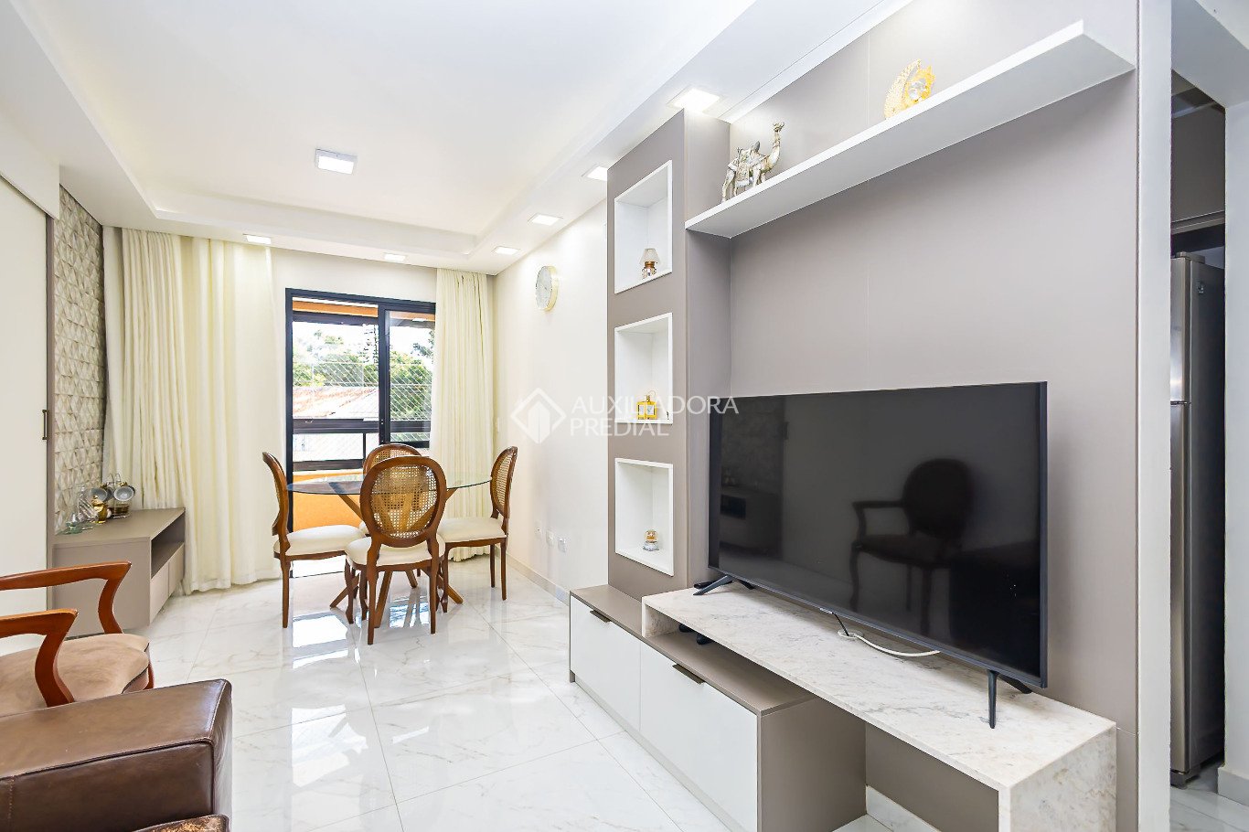 Apartamento com 3 quartos e 84m² à venda em Bacacheri, Curitiba. (2 / 10)