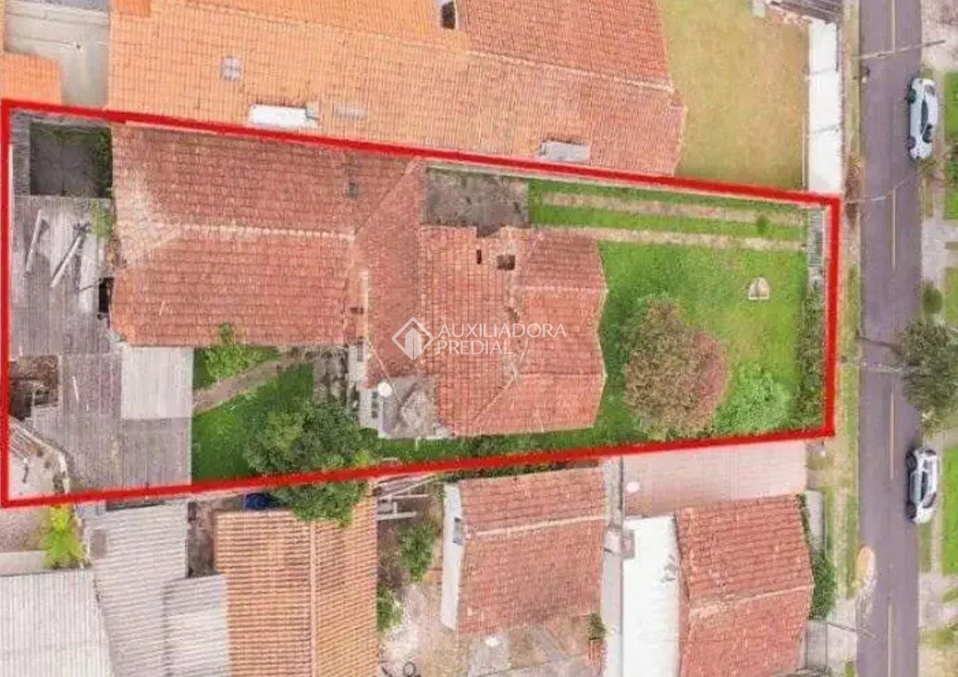 Terreno à venda em Bacacheri, Curitiba. (1 / 7)