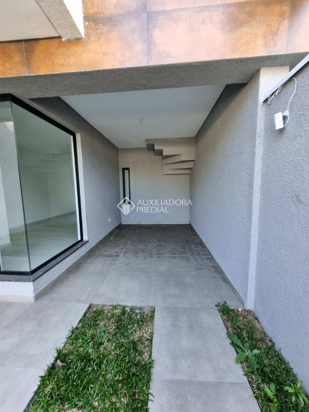 Sobrado com 3 quartos e 140m² à venda em Fanny, Curitiba. (2 / 10)