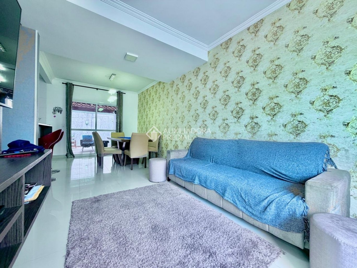 Sobrado com 3 quartos e 90m² à venda em Abranches, Curitiba. (2 / 10)