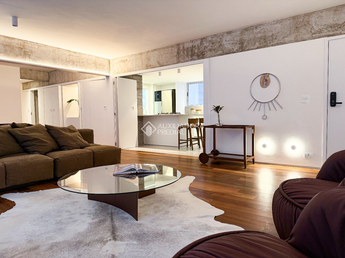 Apartamento com 3 quartos e 159m² à venda em Água Verde, Curitiba. (2 / 10)