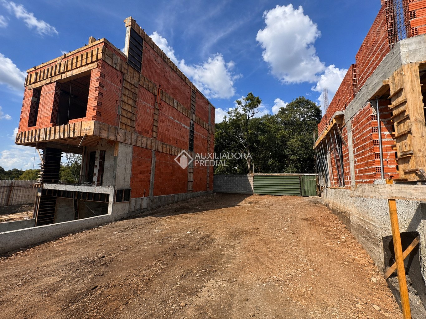 Terreno à venda em São Braz, Curitiba. (3 / 10)