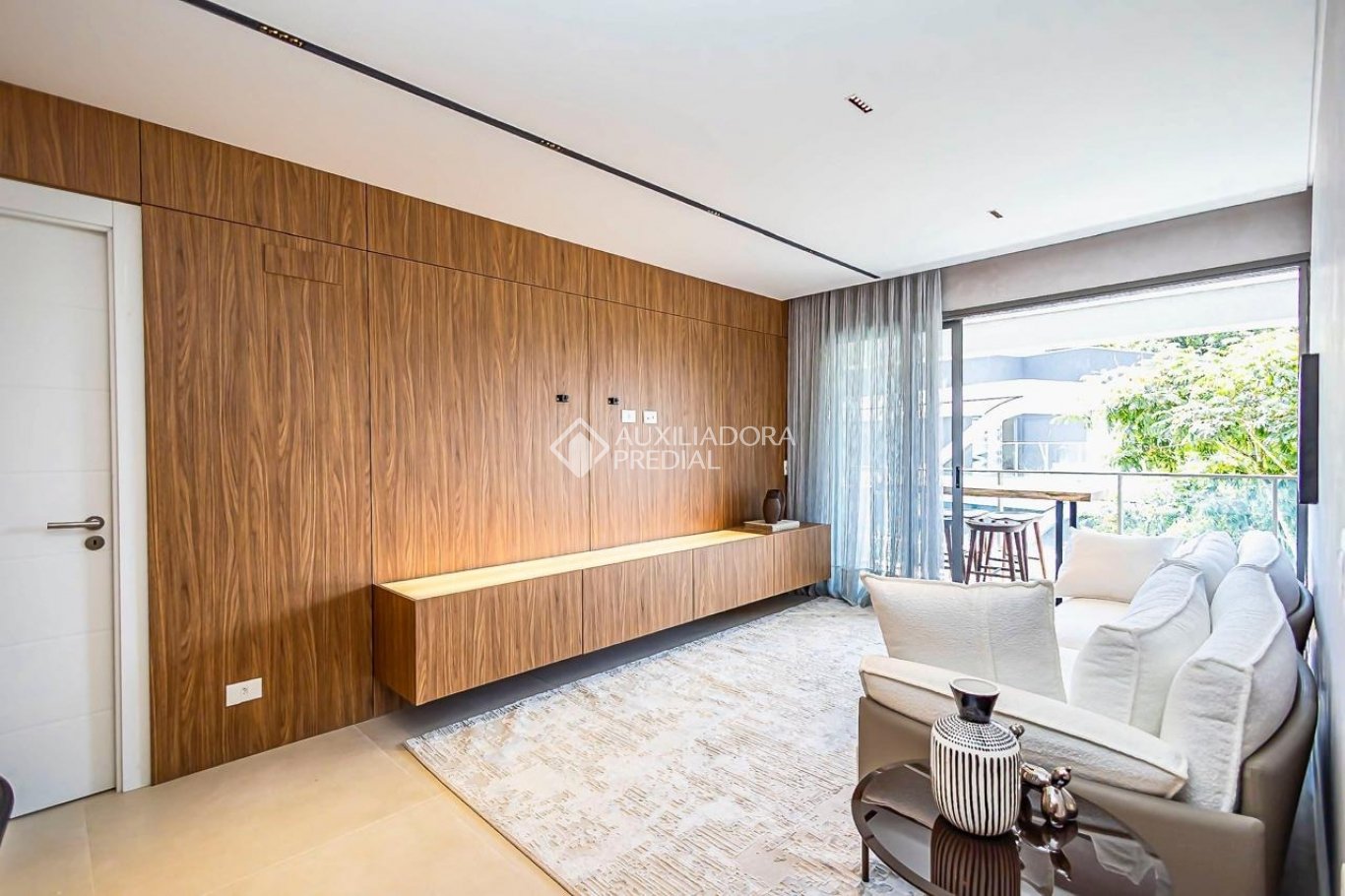Apartamento com 3 quartos e 163m² à venda em Bigorrilho, Curitiba. (2 / 10)