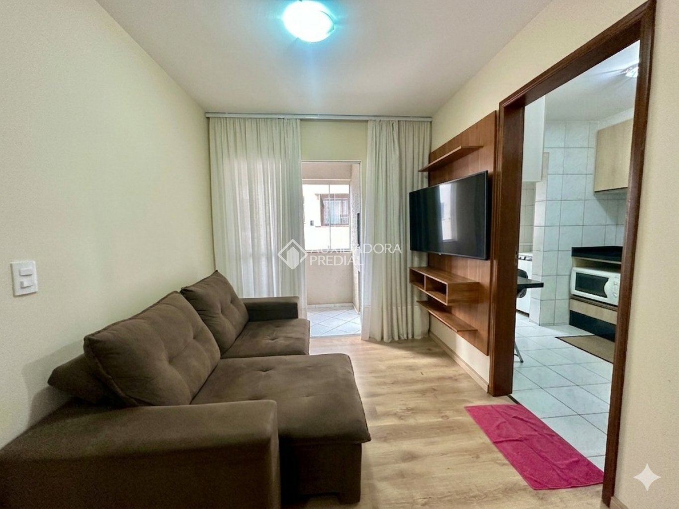 Apartamento com 3 quartos e 63m² à venda em Capão Raso, Curitiba. (3 / 10)