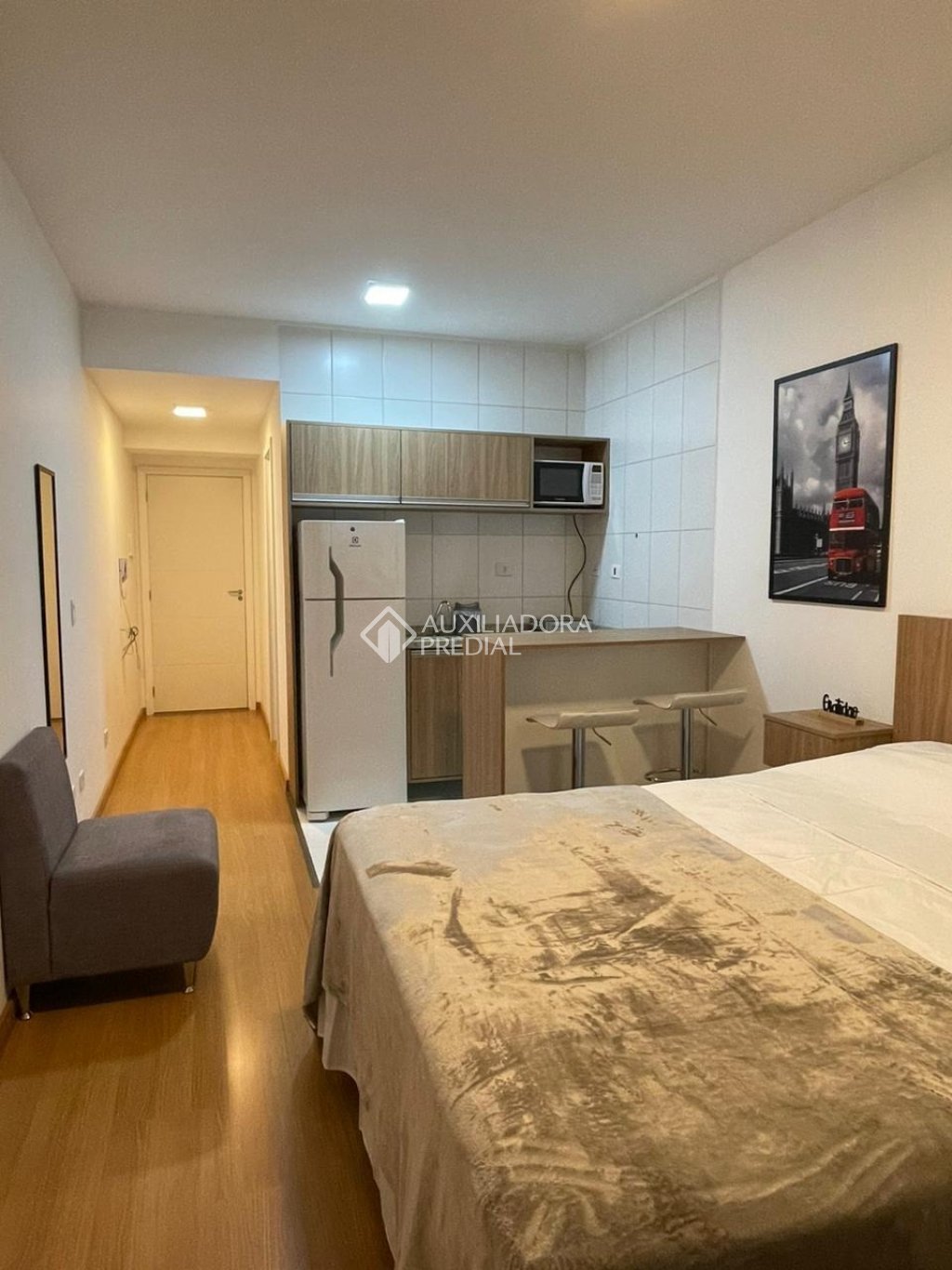 Studio com 1 quarto e 26m² à venda em Centro, Curitiba. (1 / 10)