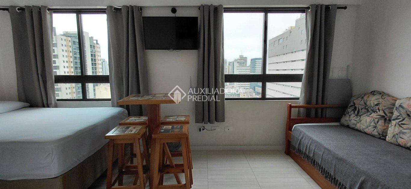 Studio com 1 quarto e 22m² à venda em Centro, Curitiba. (1 / 10)