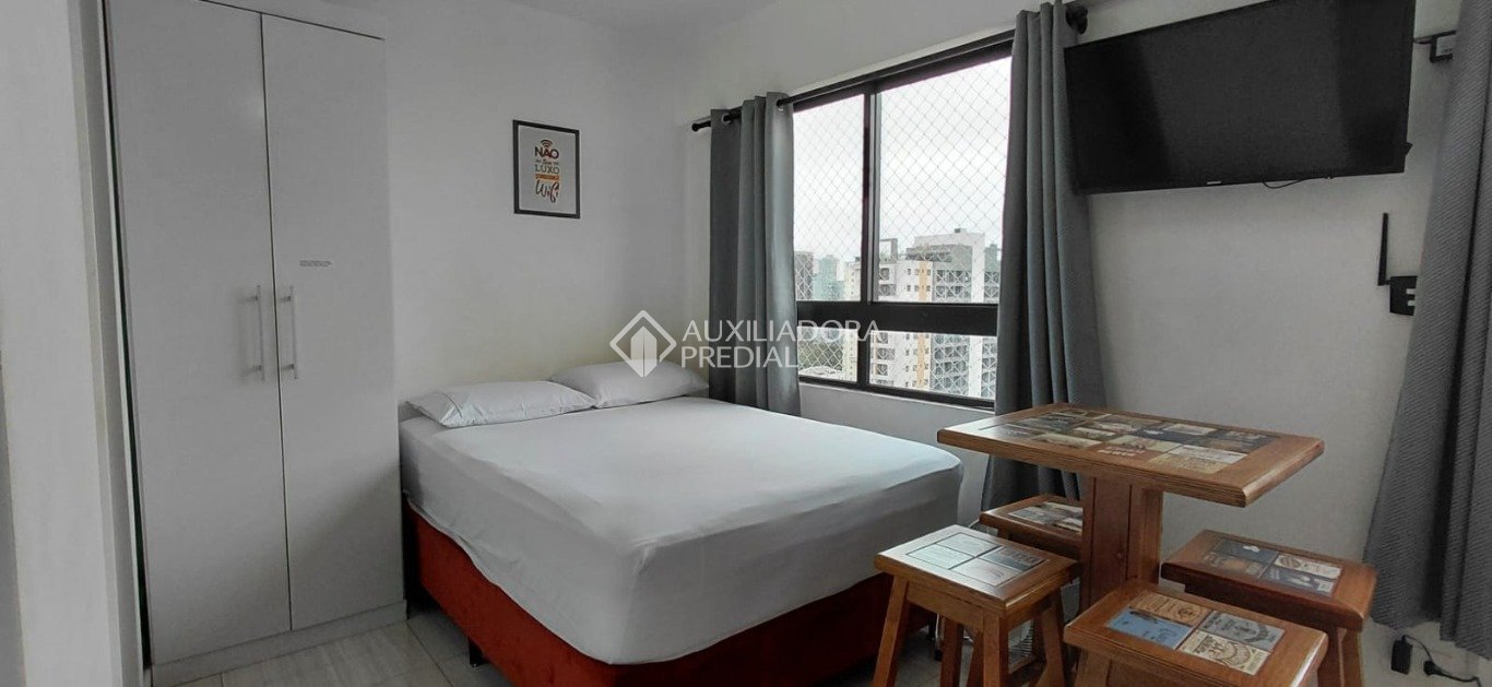 Studio com 1 quarto e 22m² à venda em Centro, Curitiba. (3 / 10)