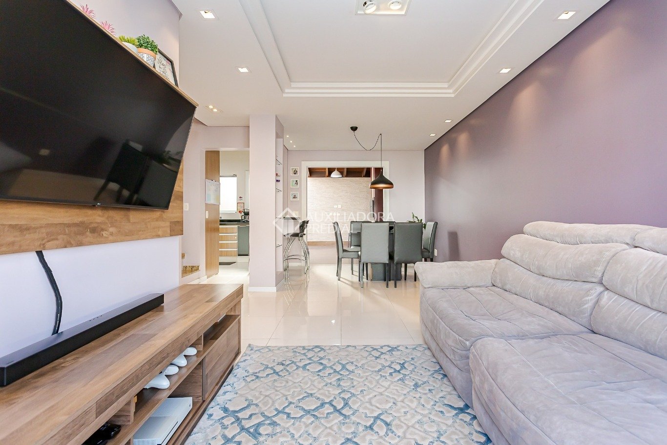 Sobrado com 3 quartos e 125m² à venda em Novo Mundo, Curitiba. (3 / 10)