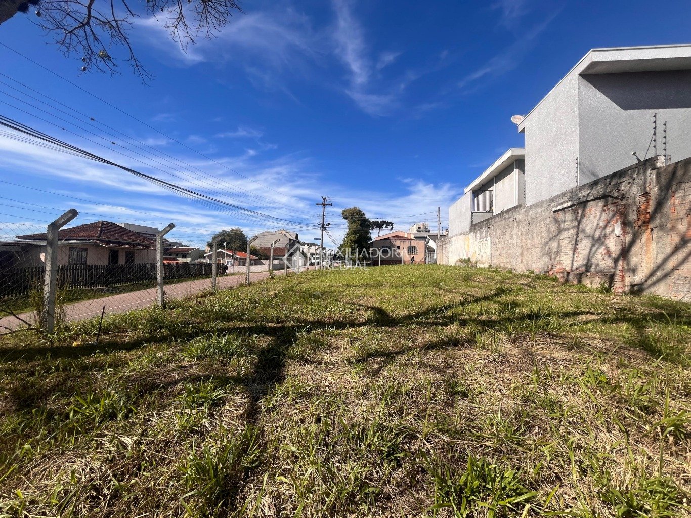 Terreno à venda em Novo Mundo, Curitiba. (3 / 9)