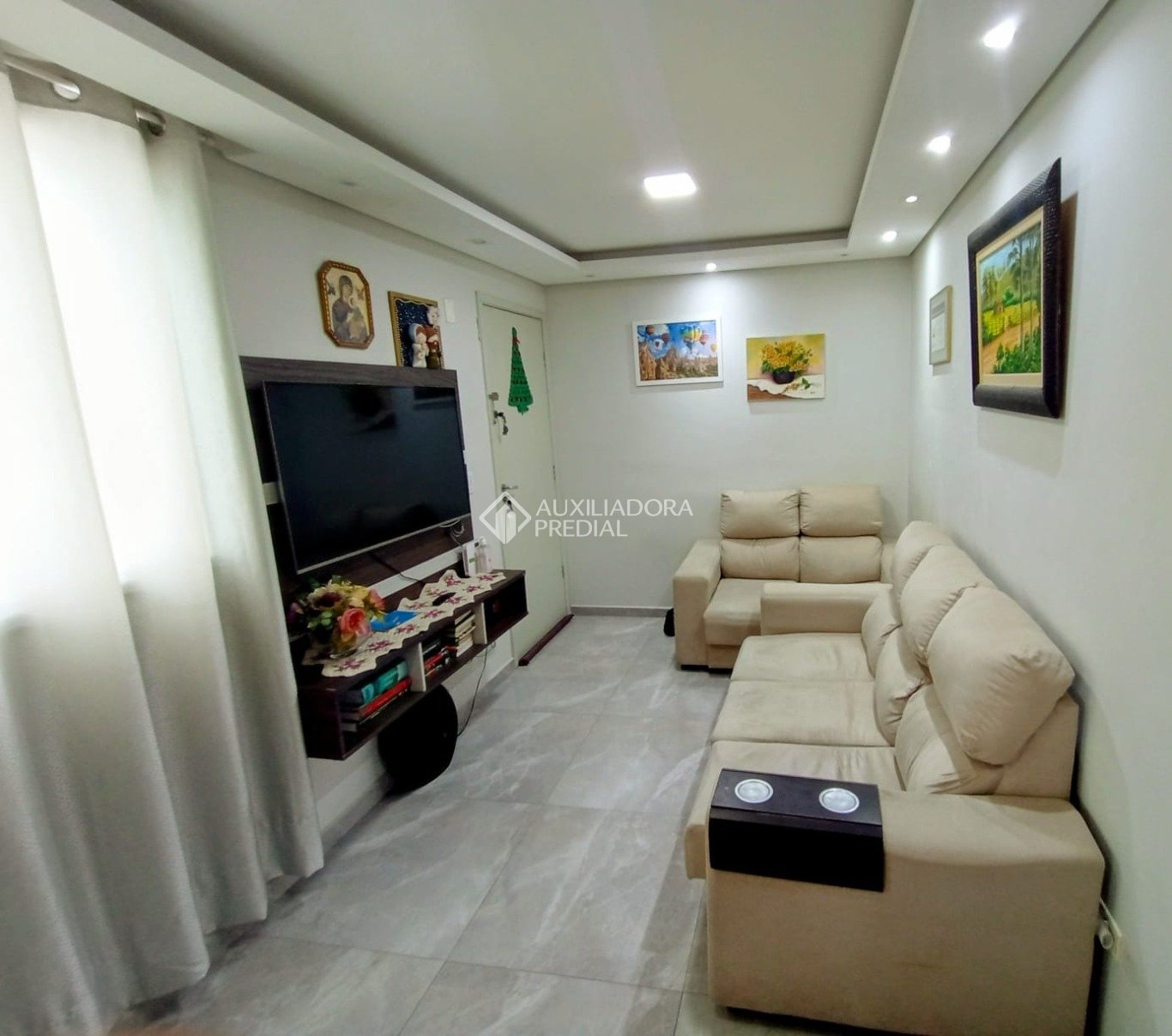 Apartamento com 2 quartos e 43m² à venda em Pinheirinho, Curitiba. (2 / 10)