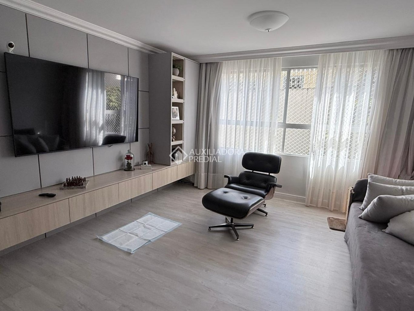 Apartamento com 3 quartos e 94m² à venda em Água Verde, Curitiba. (1 / 10)