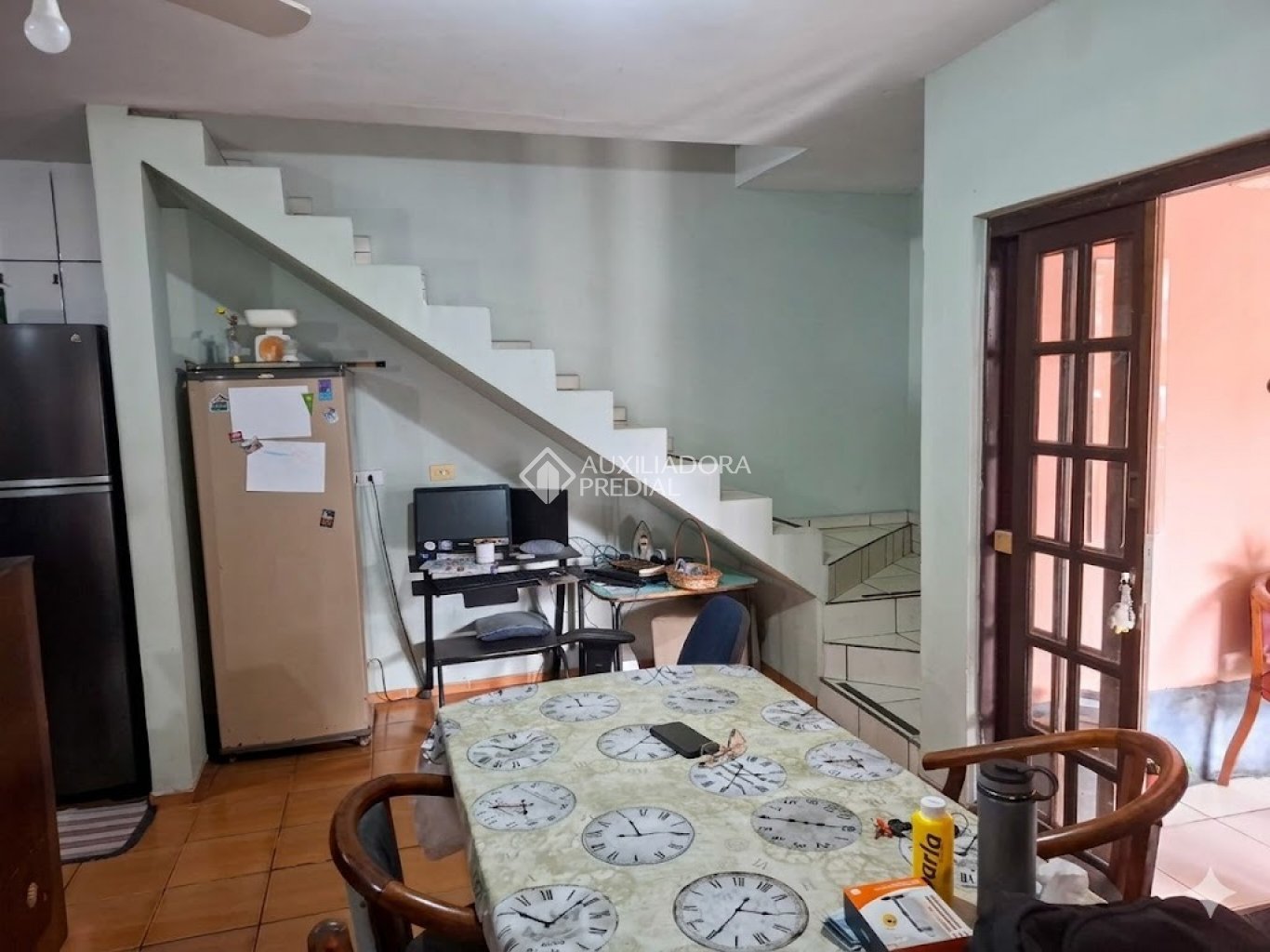 Sobrado com 3 quartos e 192m² à venda em Sítio Cercado, Curitiba. (2 / 10)