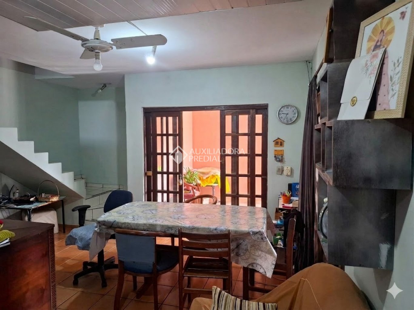 Sobrado com 3 quartos e 192m² à venda em Sítio Cercado, Curitiba. (3 / 10)