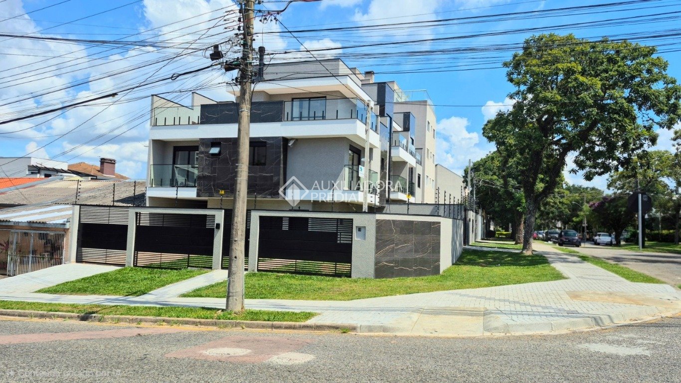 Sobrado com 3 quartos e 157m² à venda em Água Verde, Curitiba. (3 / 10)