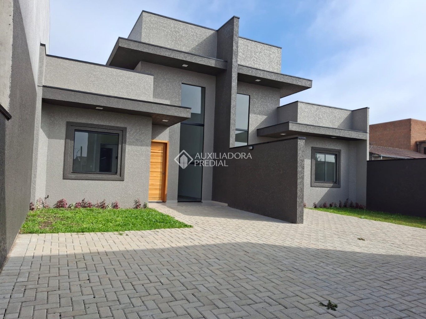 Casa em Condomínio com 3 quartos e 56m² à venda em Sítio Cercado, Curitiba. (3 / 10)