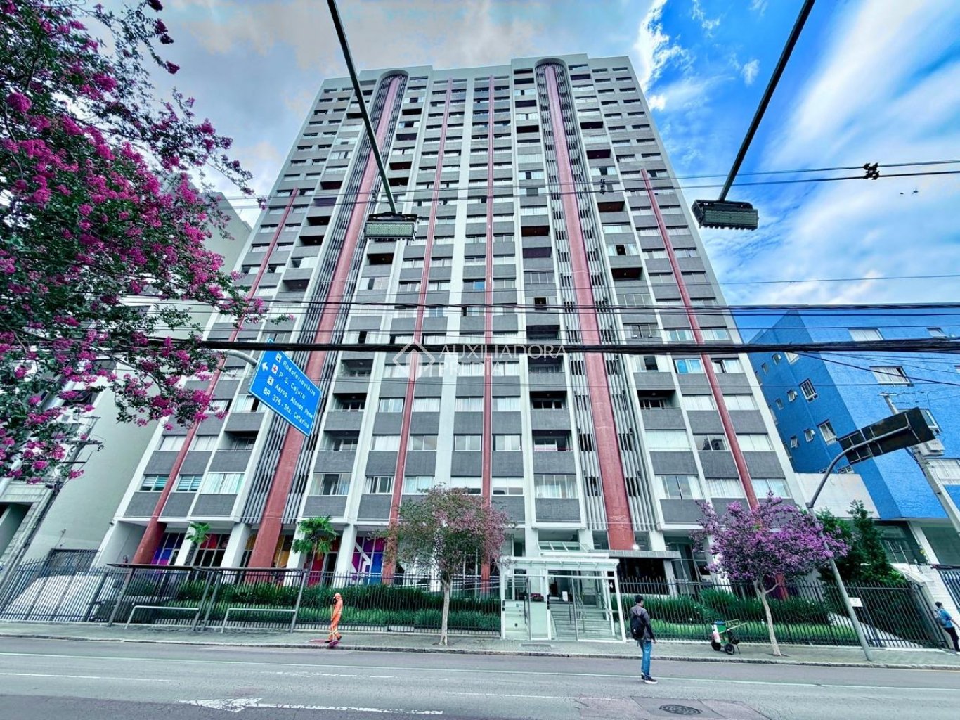 Apartamento com 1 quarto e 44m² à venda em Rebouças, Curitiba. (2 / 10)