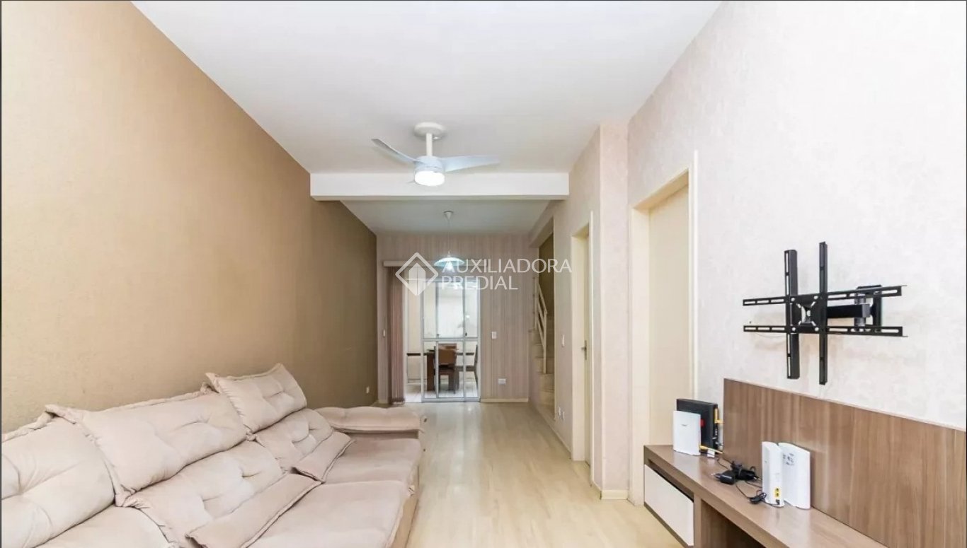 Casa com 3 quartos e 128m² à venda em Xaxim, Curitiba. (3 / 9)