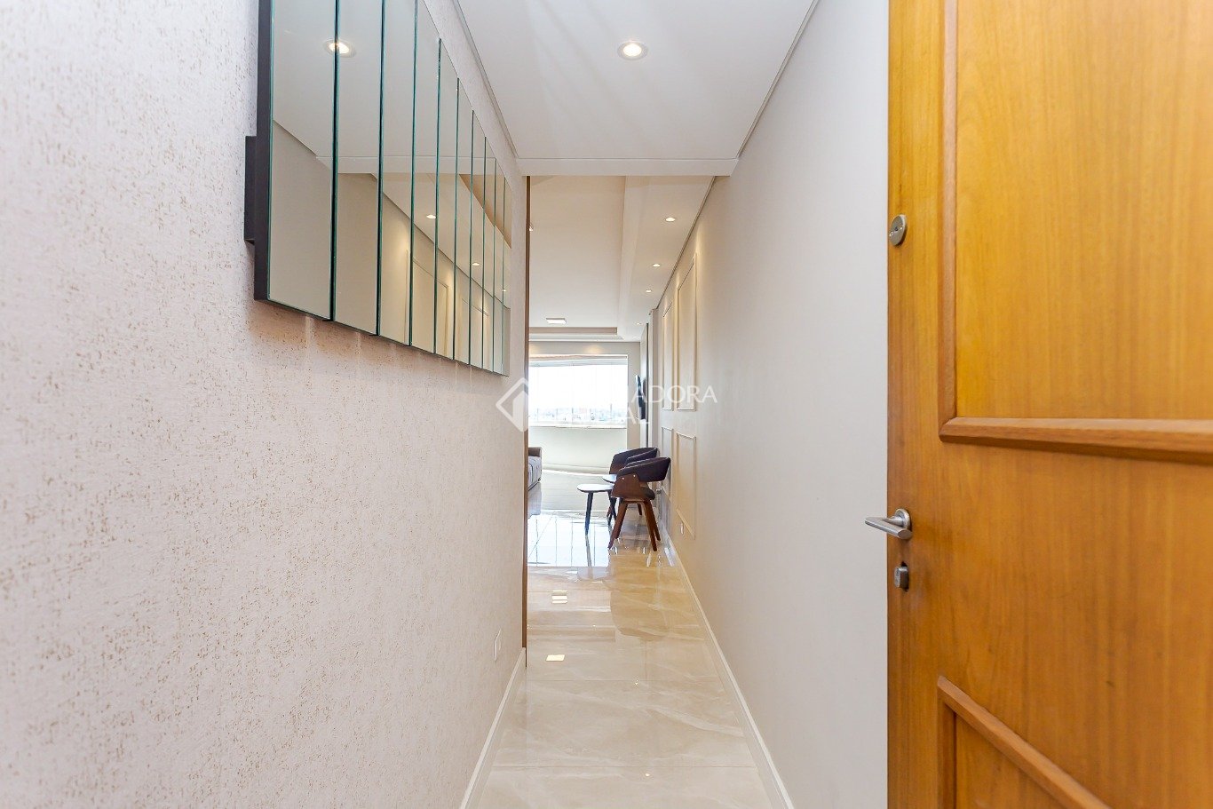 Apartamento com 3 quartos e 100m² à venda em Água Verde, Curitiba. (1 / 10)