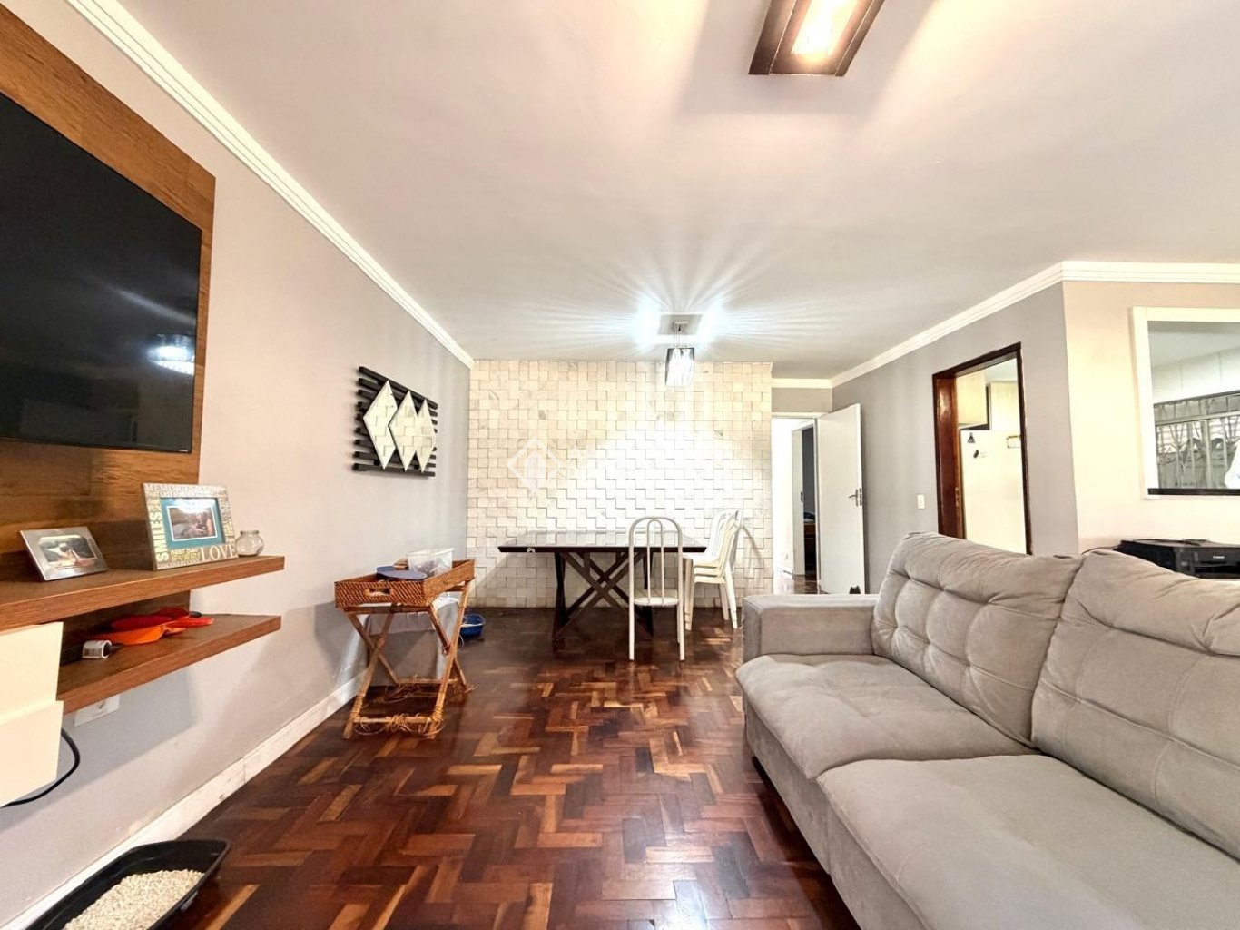 Casa com 3 quartos e 300m² à venda em Pinheirinho, Curitiba. (3 / 10)