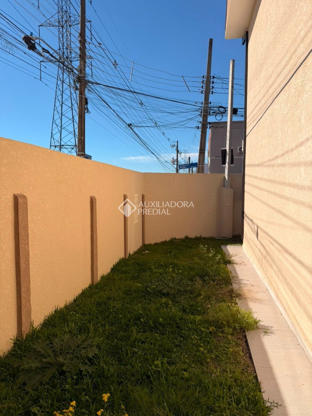 Sobrado com 3 quartos e 80m² à venda em Campo de Santana, Curitiba. (3 / 10)