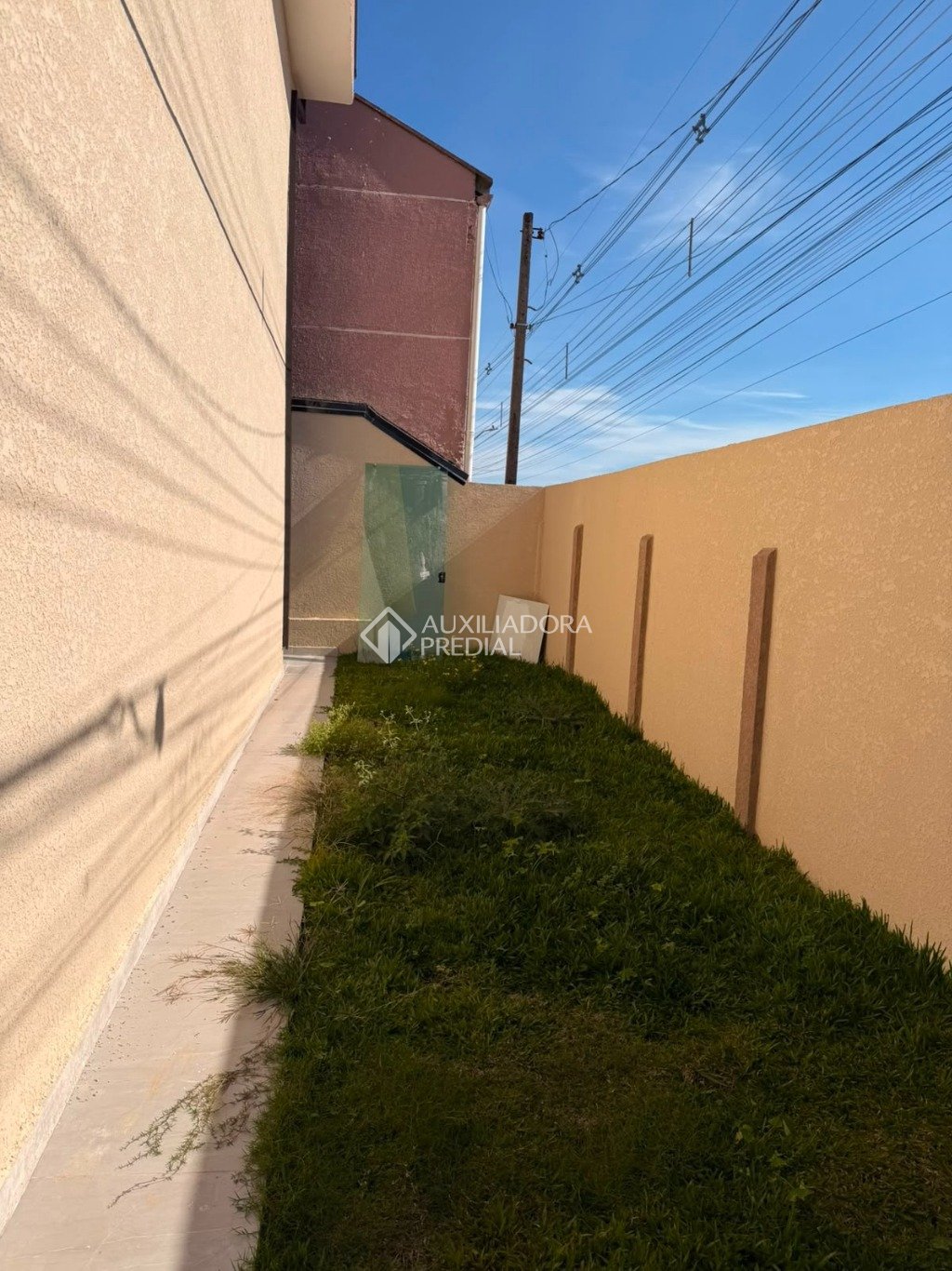 Sobrado com 3 quartos e 80m² à venda em Campo de Santana, Curitiba. (2 / 10)