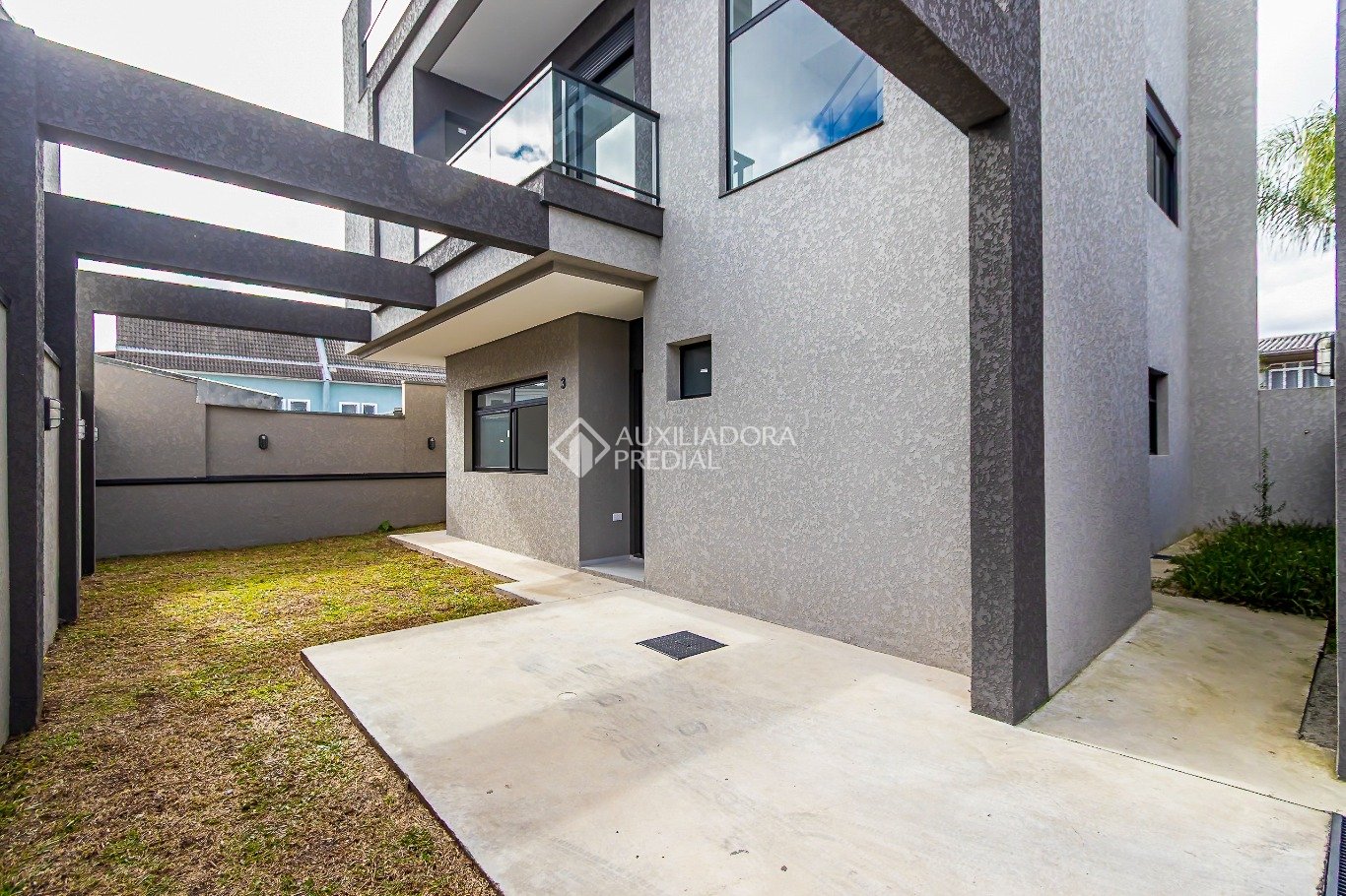 Sobrado com 3 quartos e 158m² à venda em Hauer, Curitiba. (2 / 10)