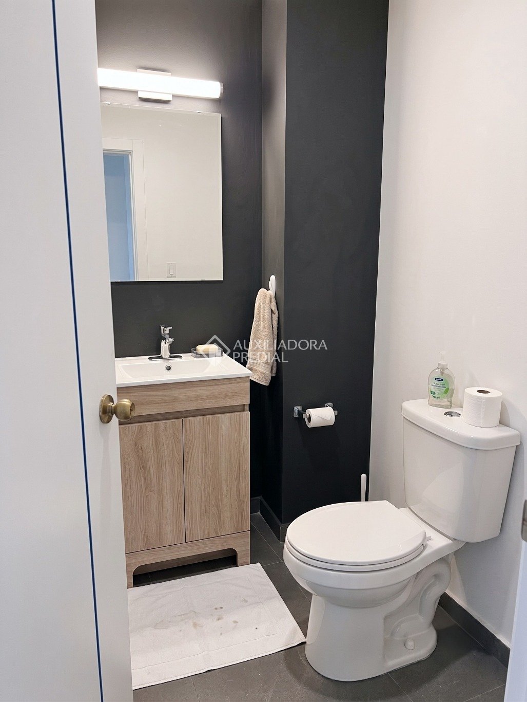 Sobrado com 3 quartos e 136m² à venda em Hauer, Curitiba. (2 / 10)
