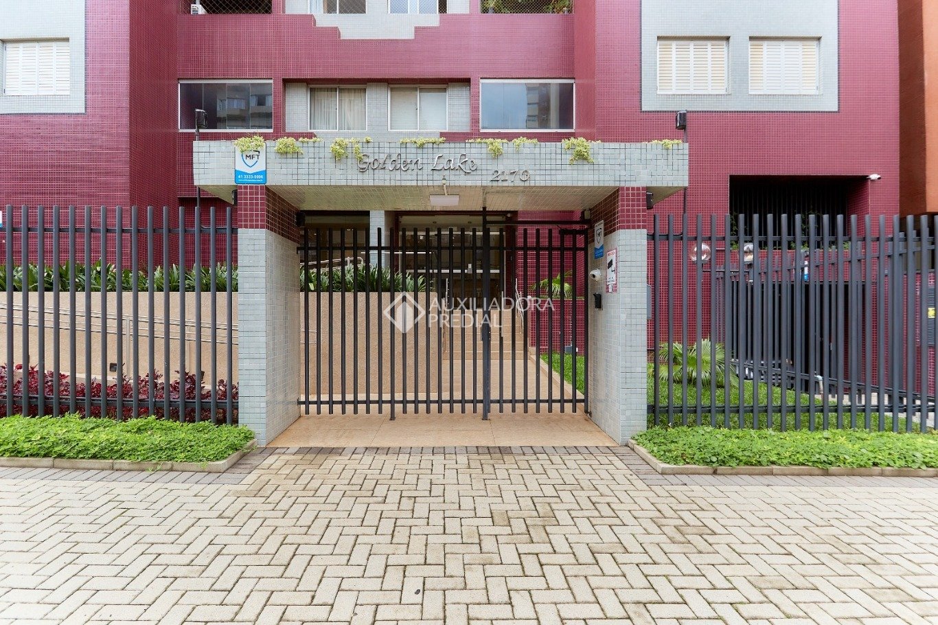 Apartamento com 3 quartos e 150m² à venda em Champagnat, Curitiba. (3 / 10)