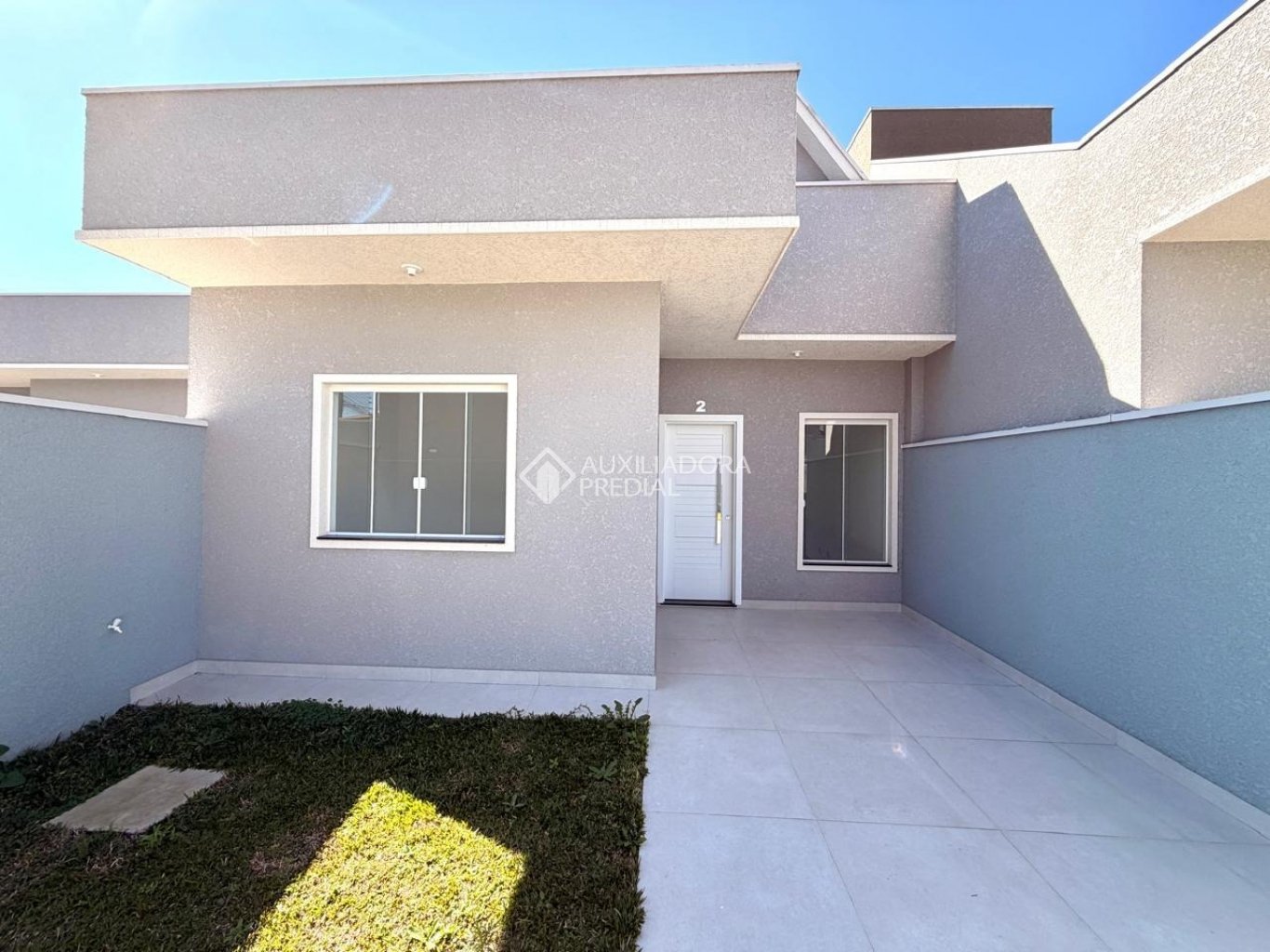 Casa em Condomínio com 3 quartos e 69m² à venda em Sítio Cercado, Curitiba. (1 / 10)