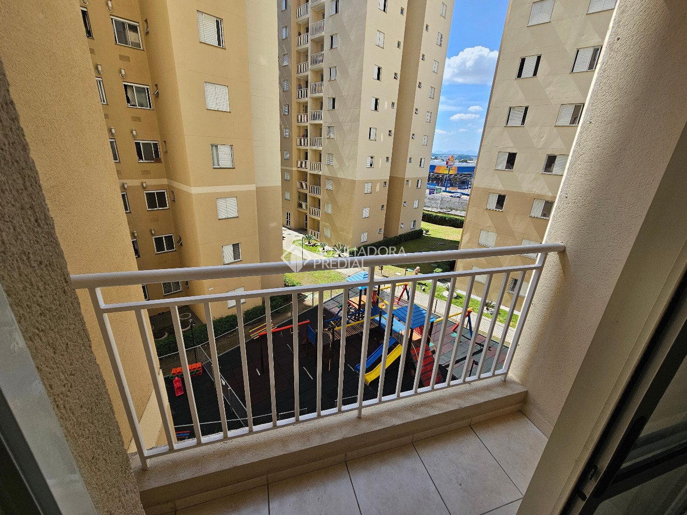 Apartamento com 2 quartos e 53m² à venda em Tingui, Curitiba. (1 / 10)