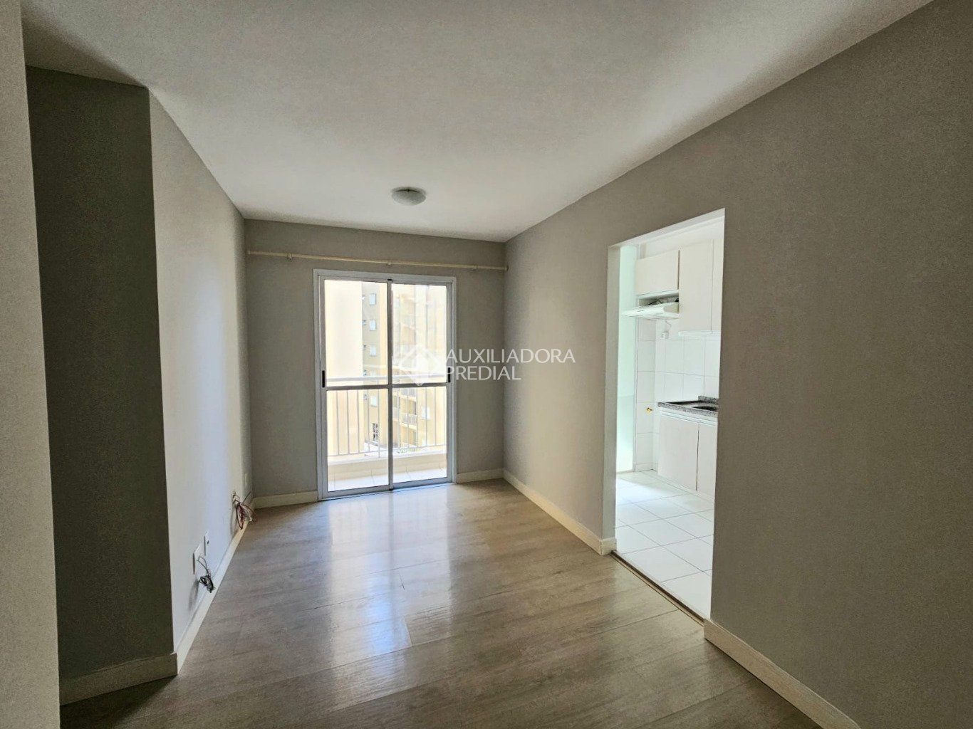 Apartamento com 2 quartos e 53m² à venda em Tingui, Curitiba. (2 / 10)
