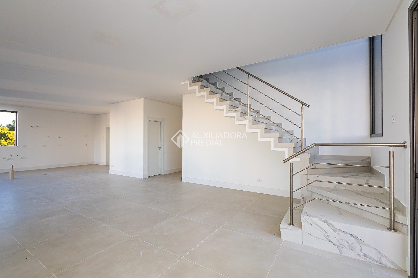 Cobertura com 3 quartos e 284m² à venda em Mossunguê, Curitiba. (3 / 10)