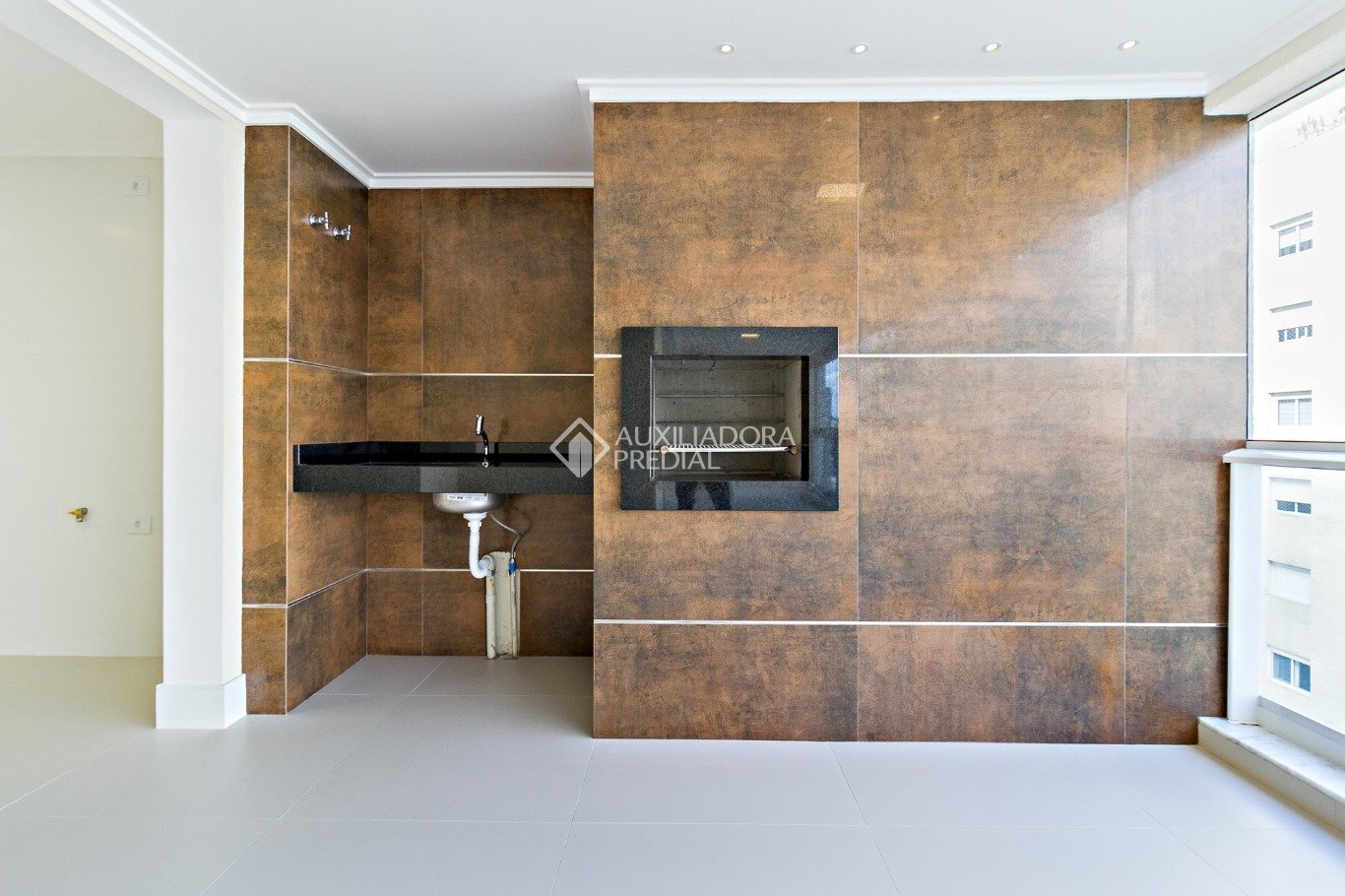 Apartamento com 3 quartos e 188m² à venda em Água Verde, Curitiba. (1 / 10)